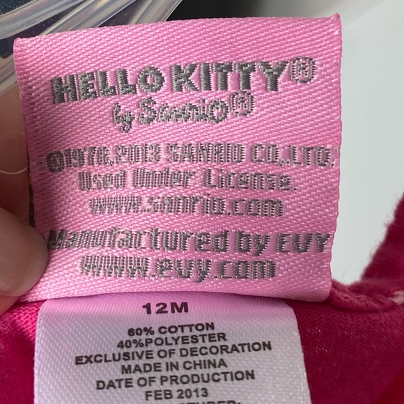 Hello Kitty - Picture 3 of 4